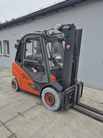 Linde H30T-02