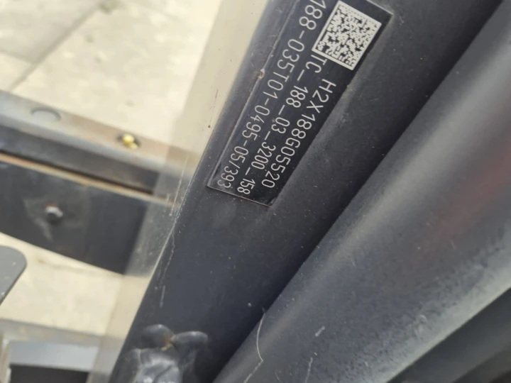 Linde H30T-02