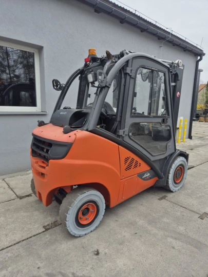 Linde H30T-02